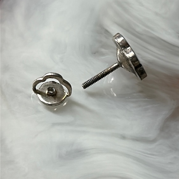 🖤Navajo Sterling turquoise flower earrings - Picture 7 of 10